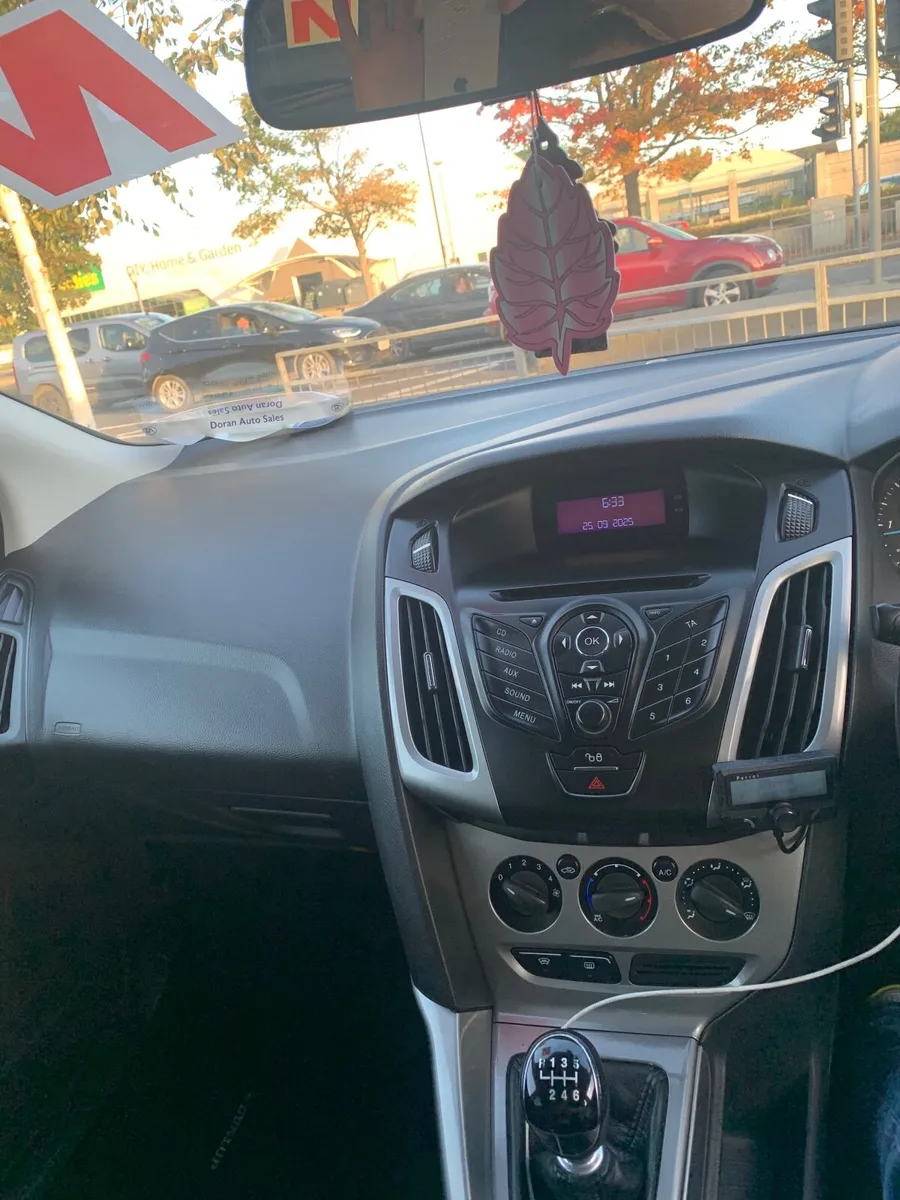 Ford Focus 2012 - Image 4