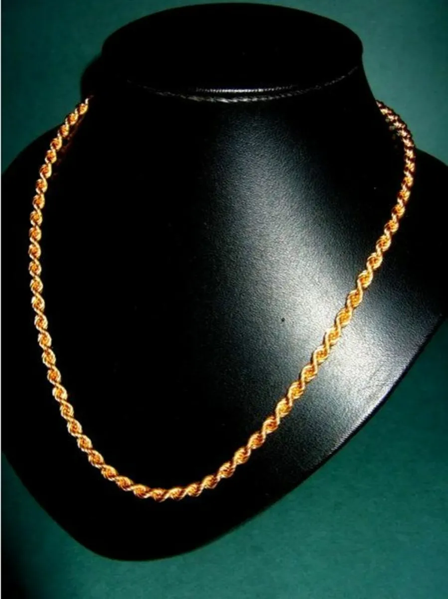 Vintage Hallmarked Substantial 9ct Gold Chain 20" - Image 1