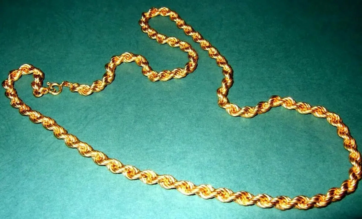 Vintage Hallmarked Substantial 9ct Gold Chain 20" - Image 4