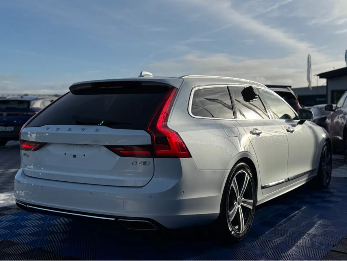 Volvo V90 INSCRIPTION D4 - 2.0L DIESEL - AUTO - 12 - Image 3