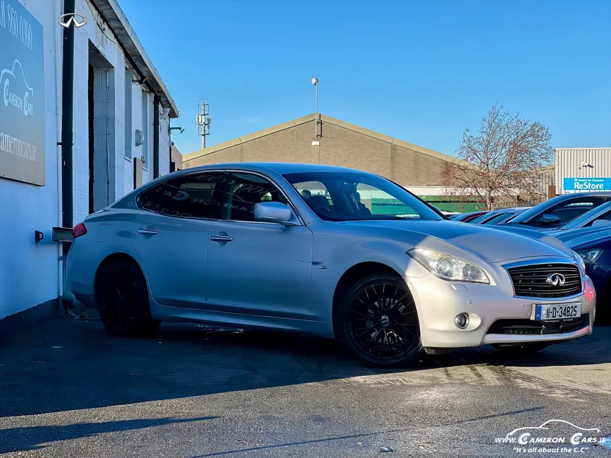 INFINITY Q70 EXECUTIVE V6 DIESEL FULLY LOADED - Image 3