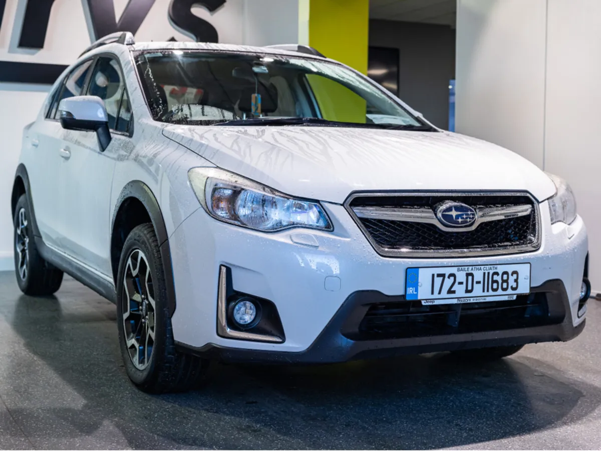 Subaru XV 2.0 D SE 4DR - Image 1