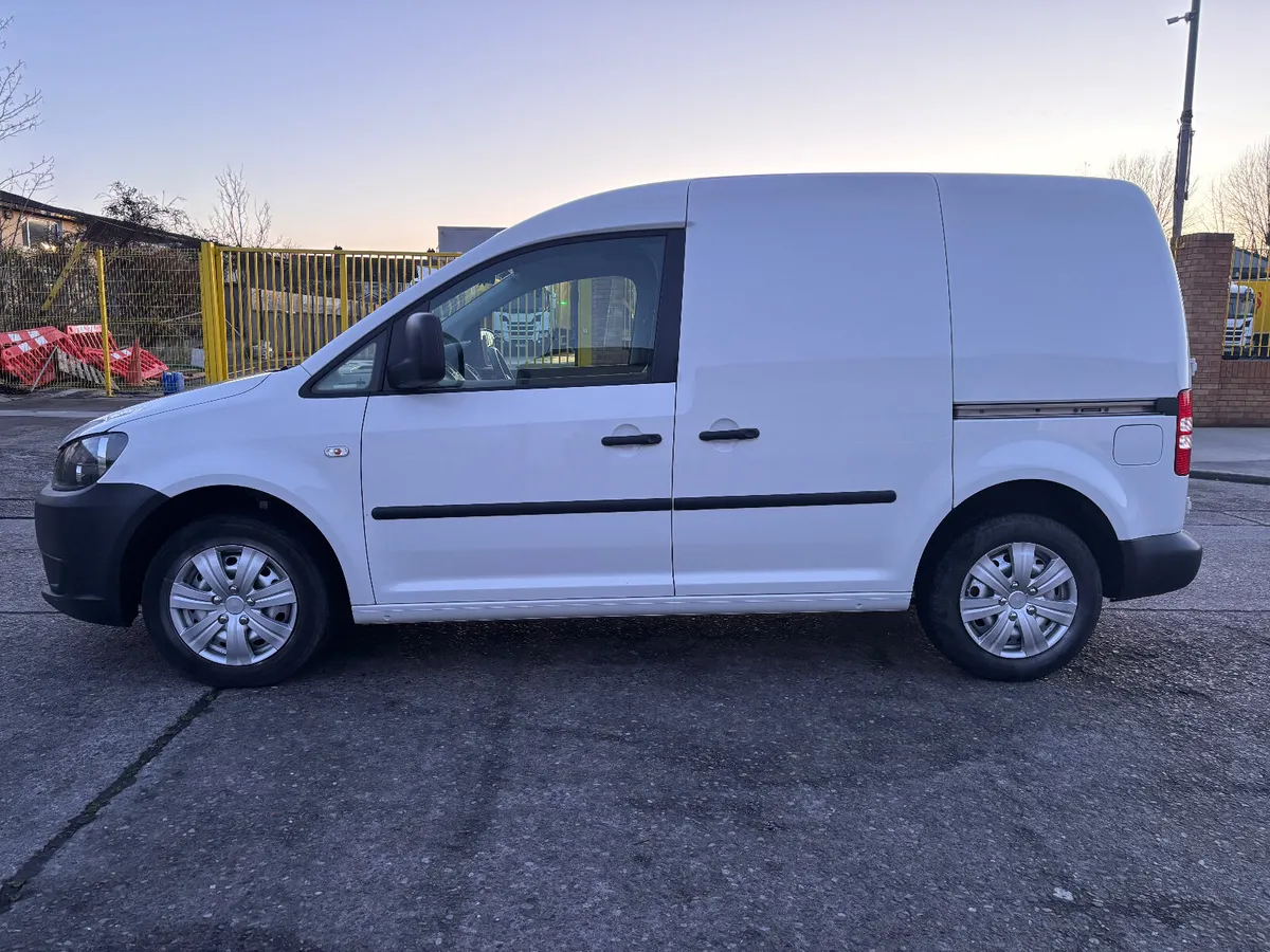2011 Volkswagen Caddy*1.6 Diesel *Commercial Van* - Image 4