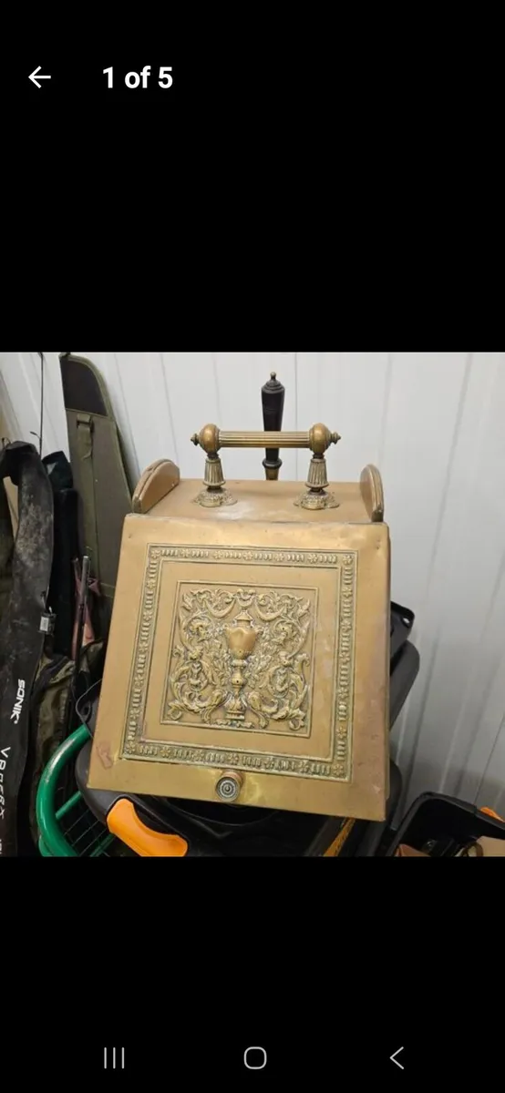 Victorian coal bucket - Image 1