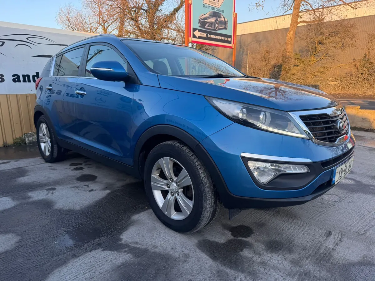 131 Kia Sportage 1.7D Low Miles High Spec - Image 1