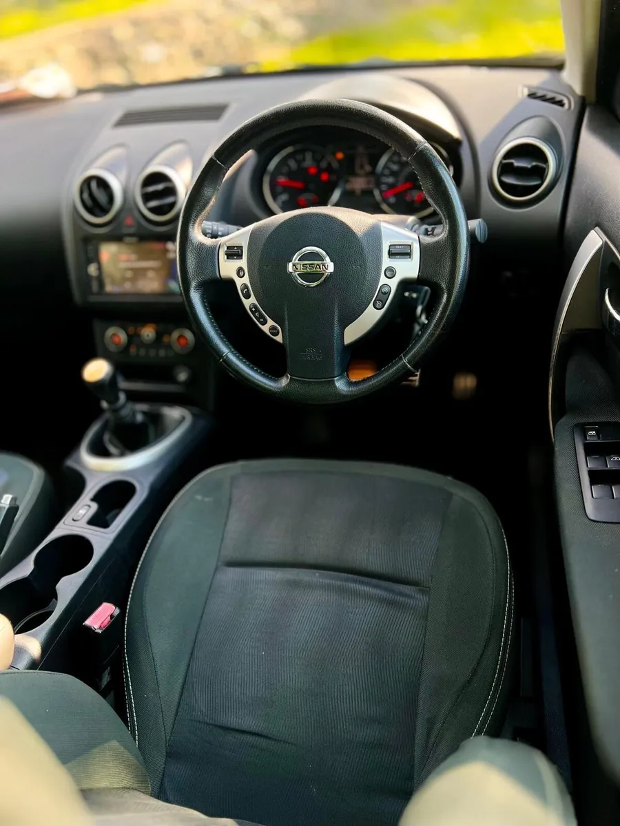 Nissan Qashqai 2011 - Image 4