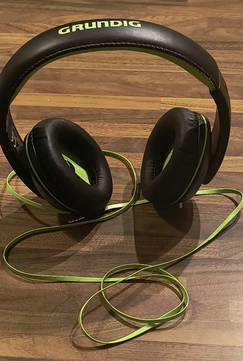 Stereo Grundig green Germany headphones - Image 2