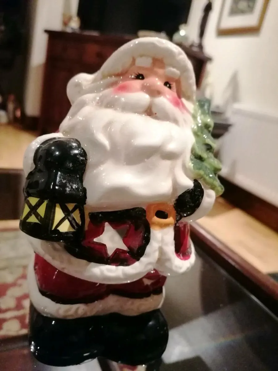 Santa Tealight Holder - Image 1