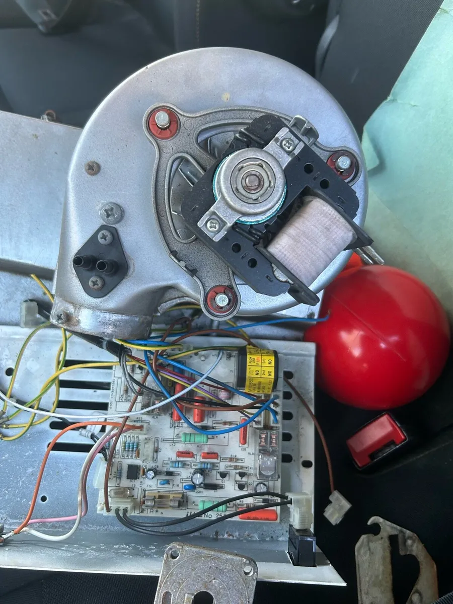 Gas boiler parts - Image 1