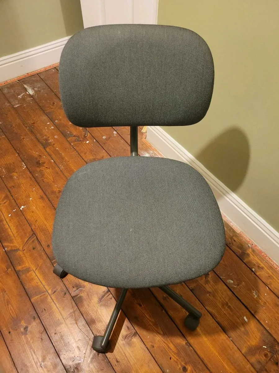 BARGAIN...Office chairs - Image 3