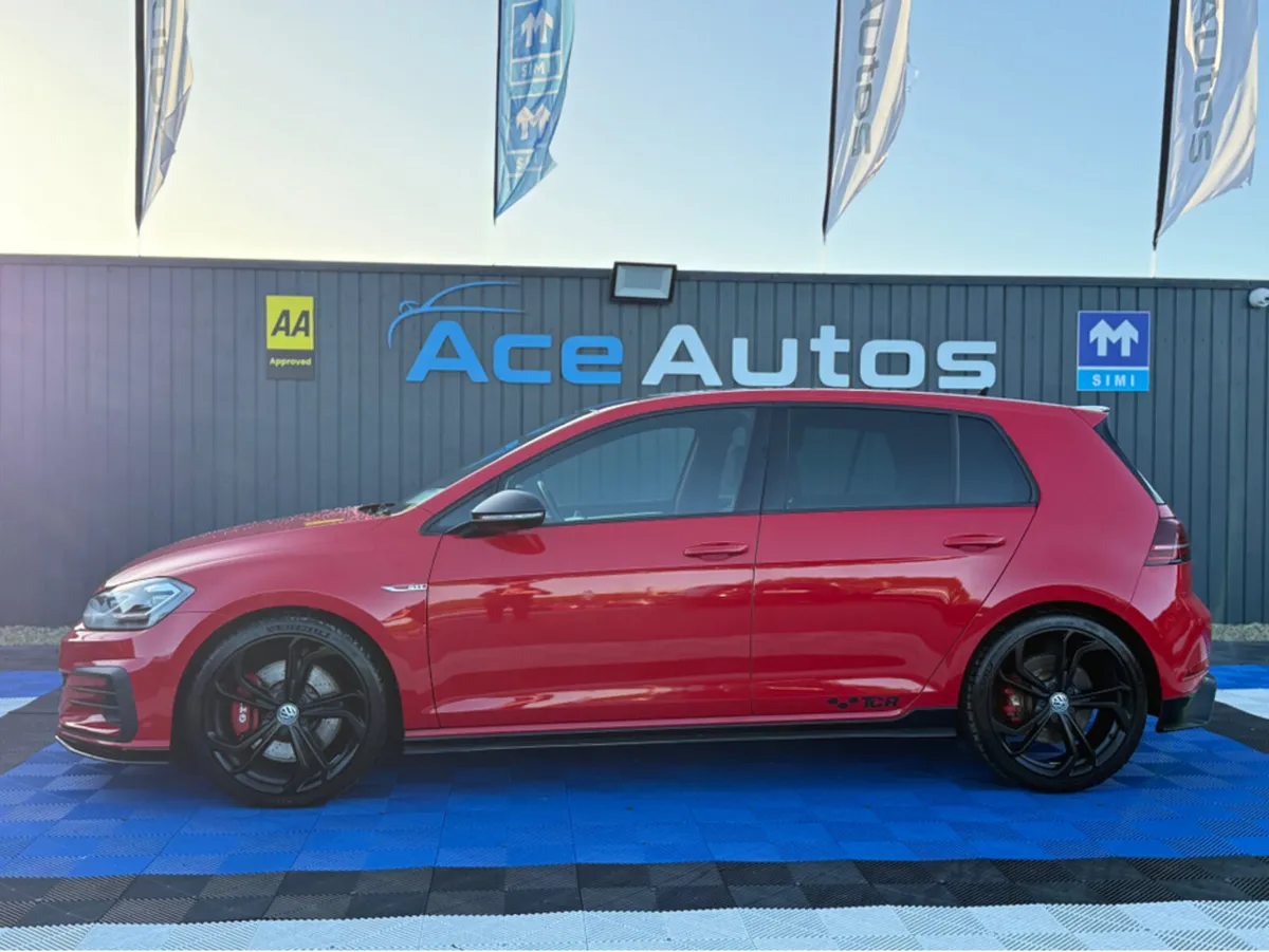 Volkswagen Golf GTI TRC LIMITED EDT - 2.0L PETROL - Image 4
