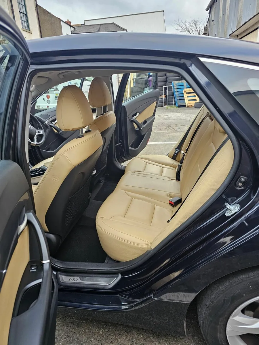 Hyundai i40 2012 - Image 1