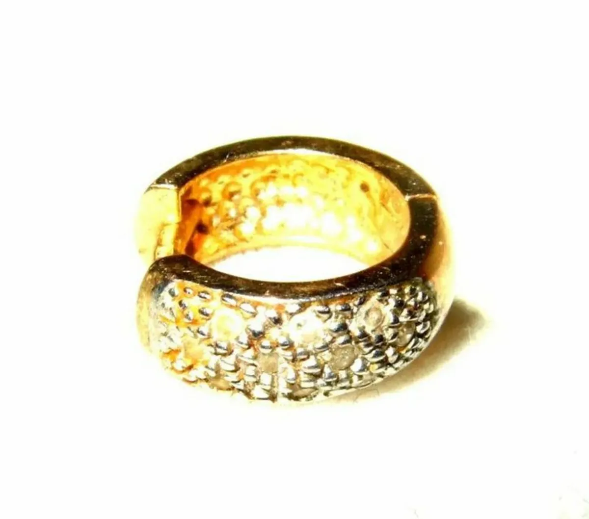 Vintage 9ct Gold & Diamond Nose/Ear Ring - Image 1