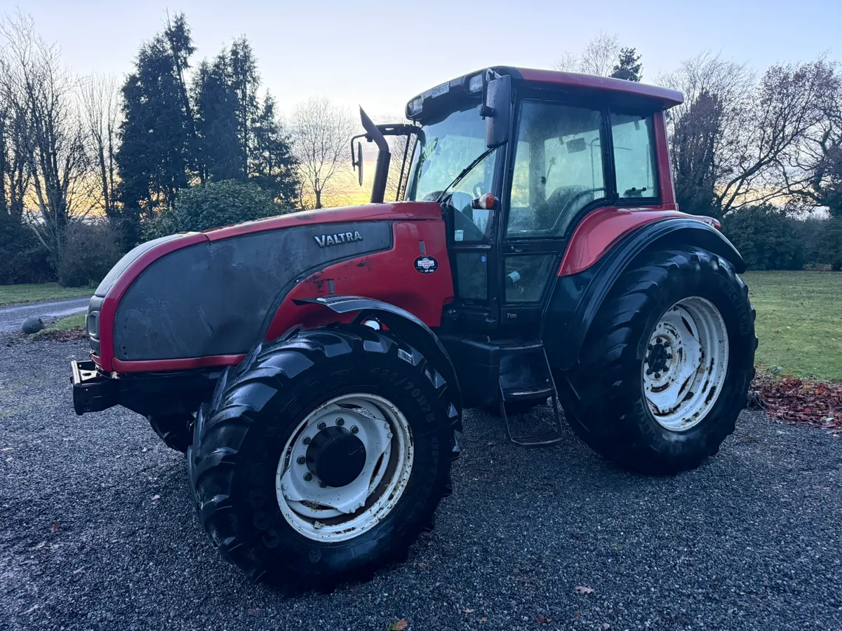 2007 Valtra T170 Hitech 9600 hours €19950 + Vat - Image 2