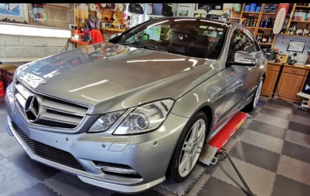 AMG Mercedes Coupe 2012 - Image 1