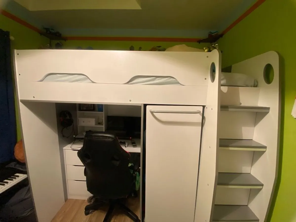 High sleeper bed - Image 1