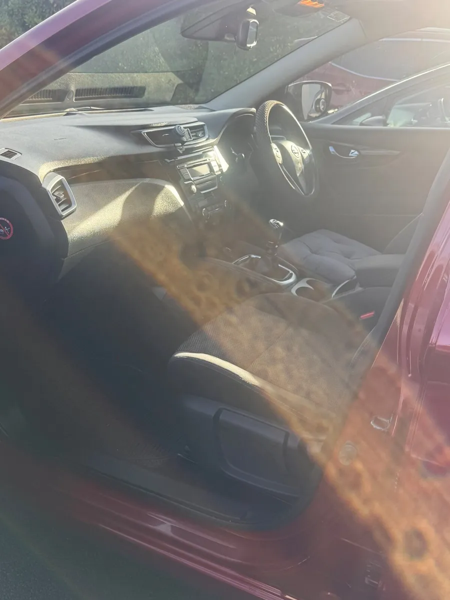 Nissan Qashqai 2015 - Image 4