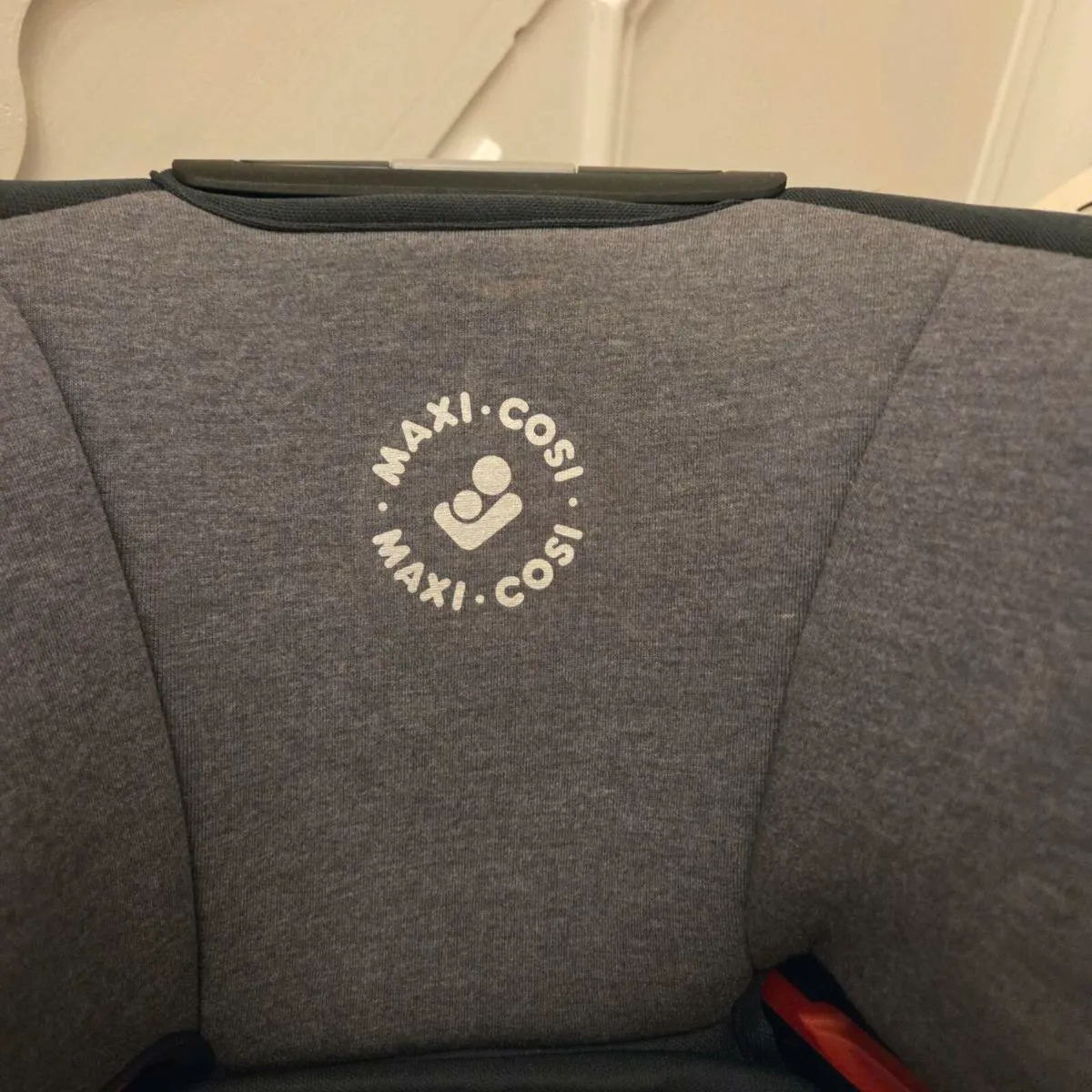 Maxi Cosi car seat - Image 2