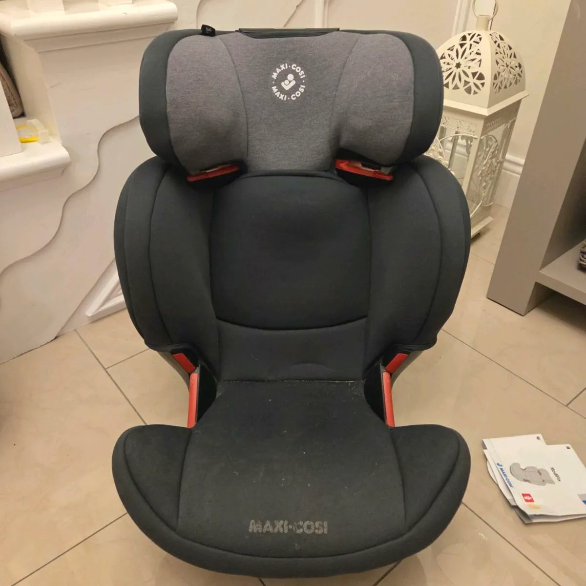 Maxi Cosi car seat - Image 3