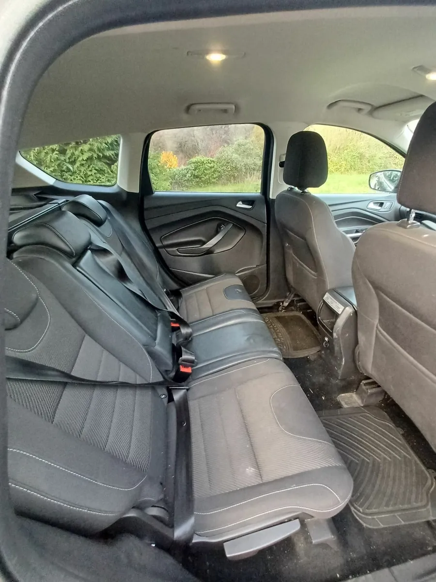 Ford Kuga 2015 - Image 4