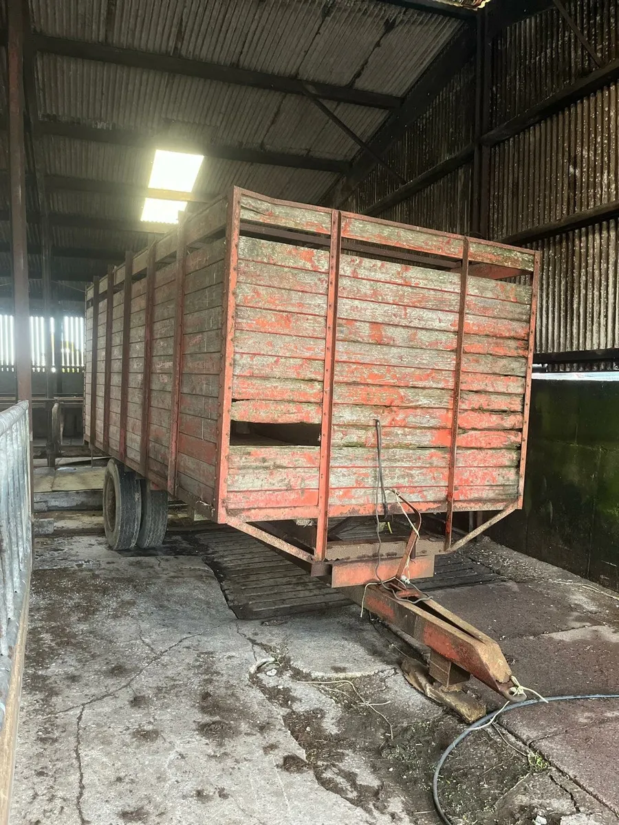 16ft livestock trailer - Image 2