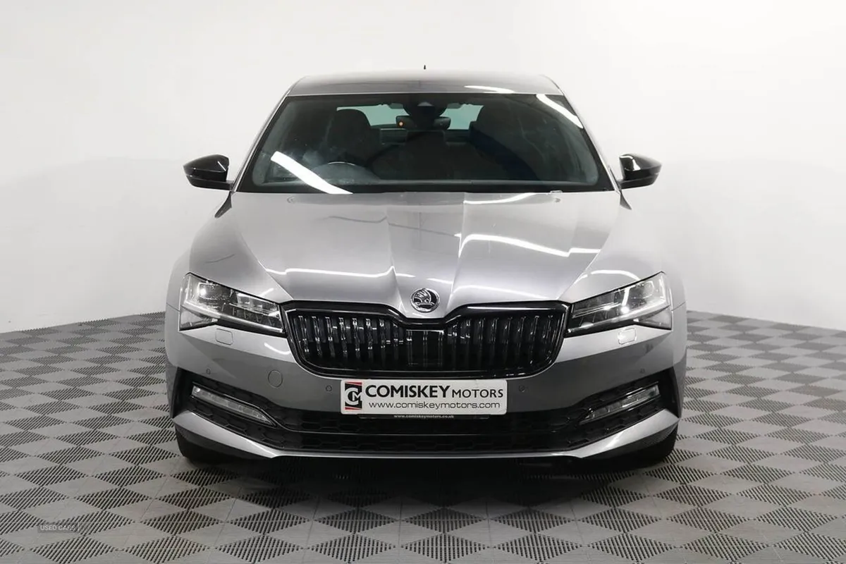 Skoda Superb TDI Sportline Plus - Image 2