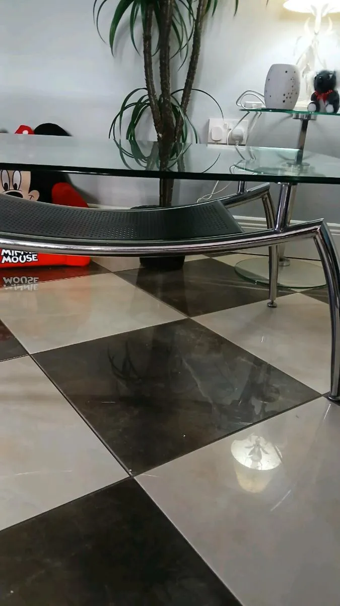 Large long chrome glass table - Image 4