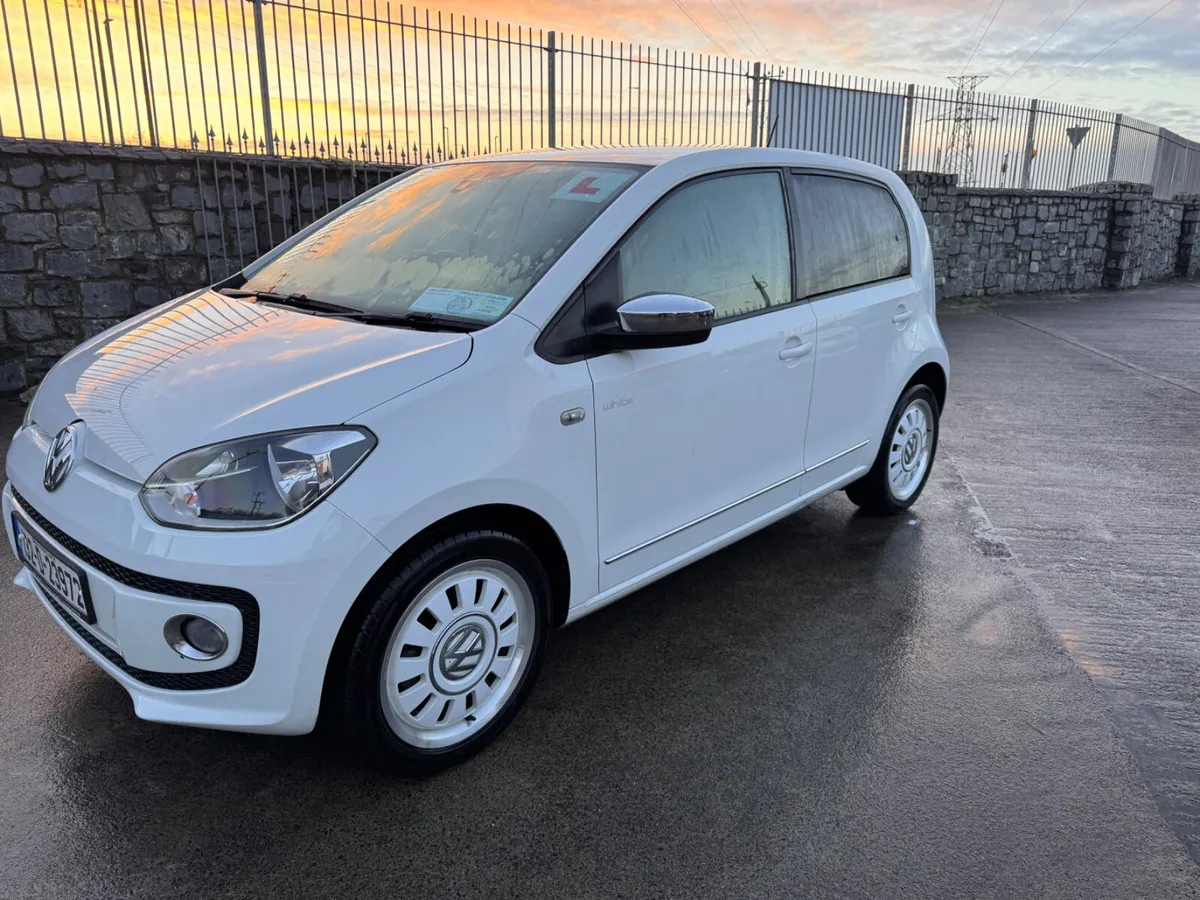 Volkswagen up! 2013 - Image 2