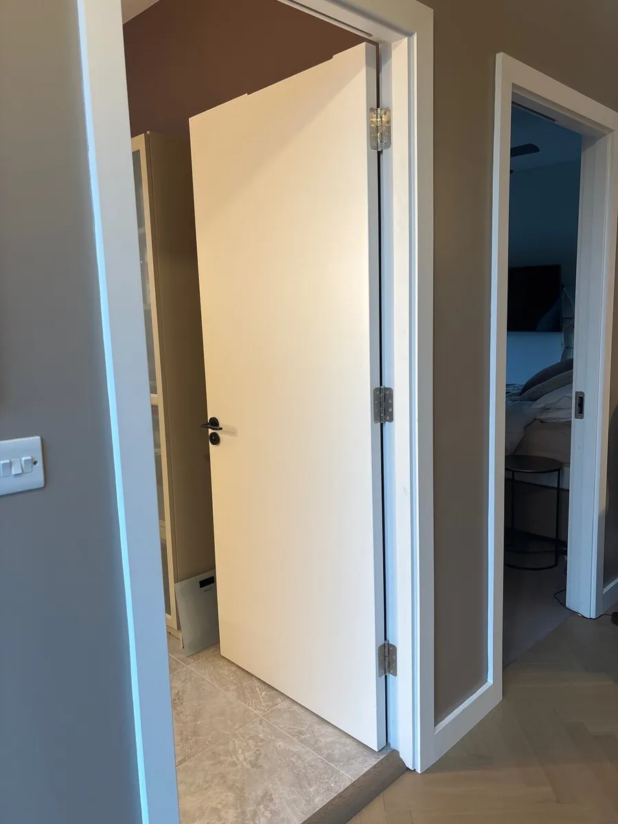 White Doors x 6 - Image 1