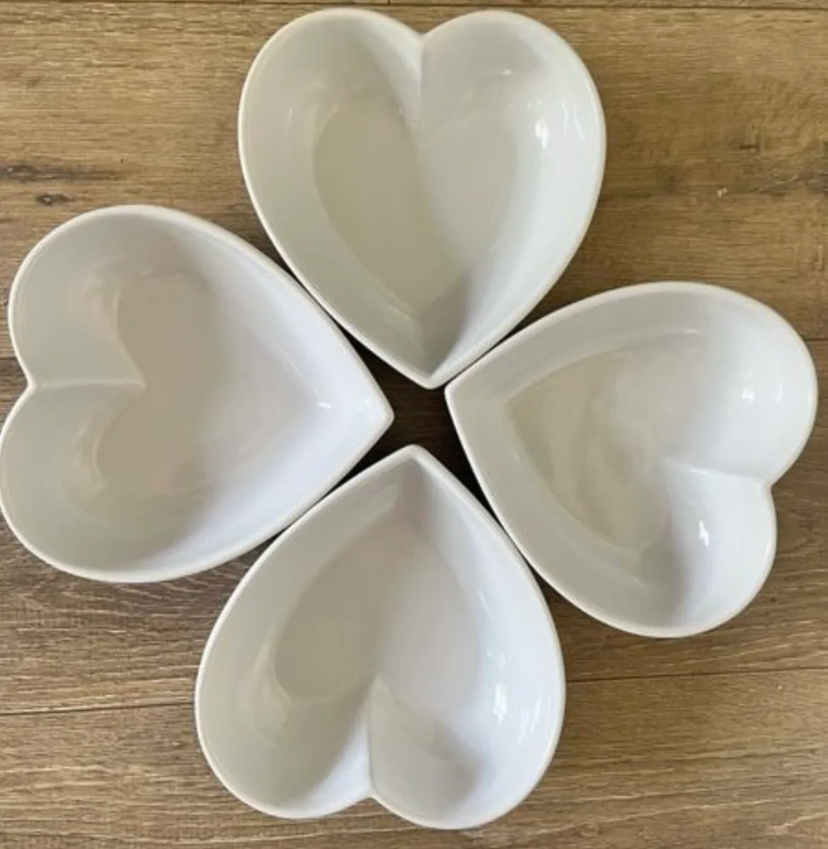 4 Next heavy bowls & 8 metal pots - Image 1