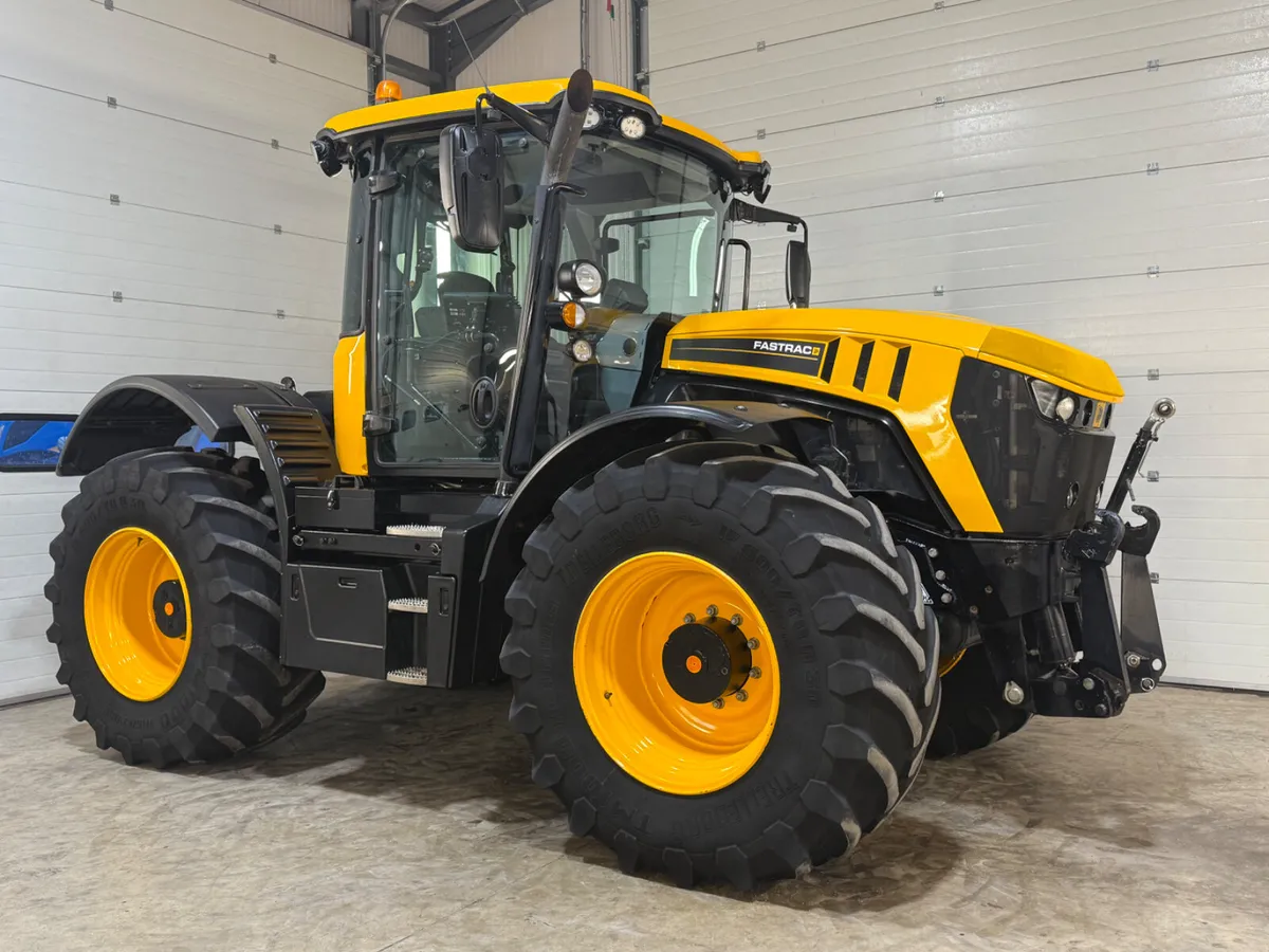 JCB 4220 Fastrac ***Only 4100 hours!!*** - Image 2