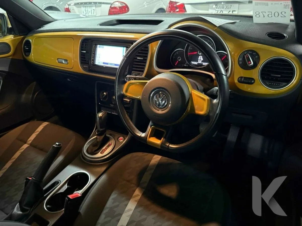 Volkswagen Beetle DESIGN EDITION - PUSH START/STOP - Image 3