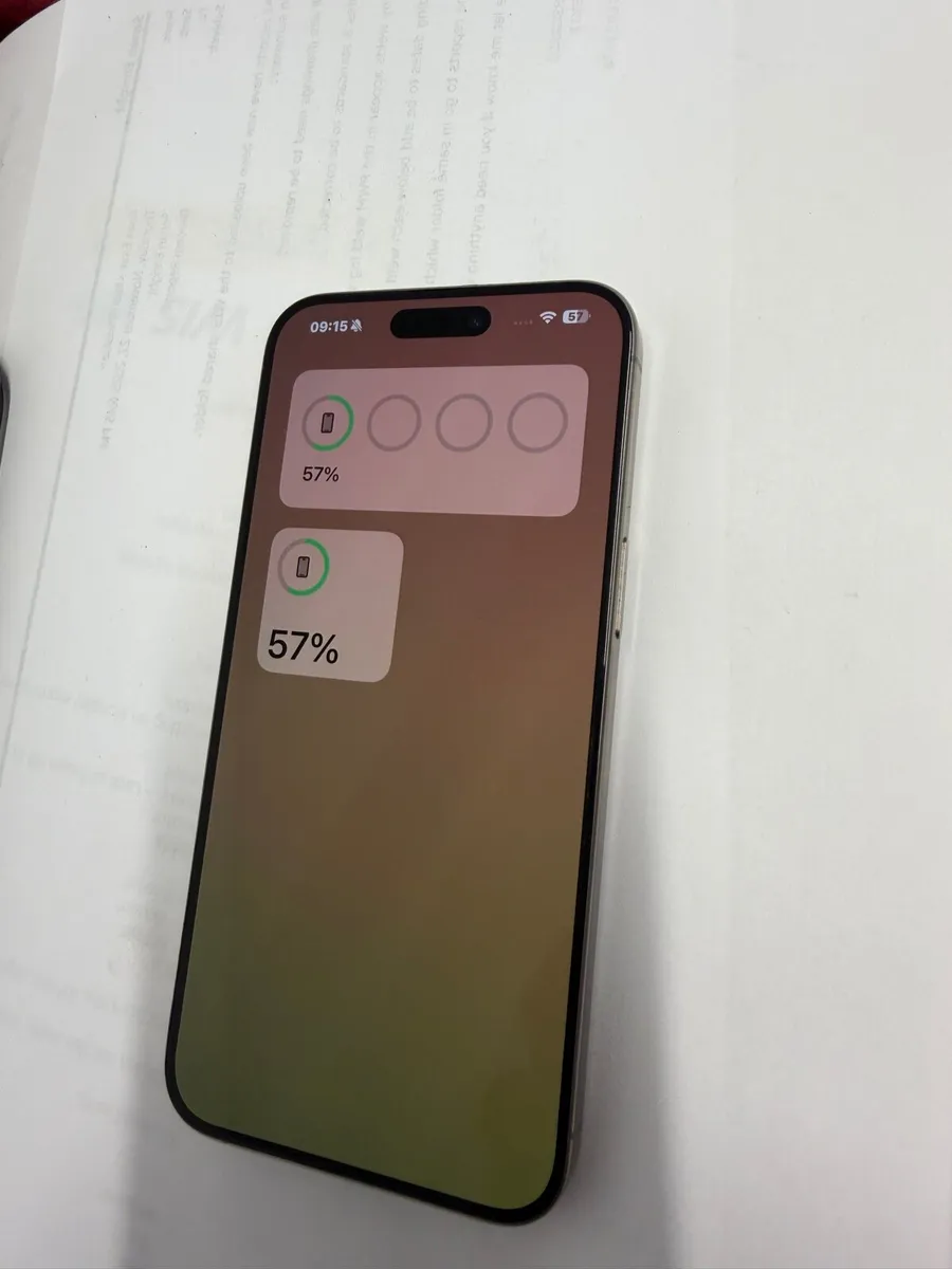 iPhone 15 or max - Image 1