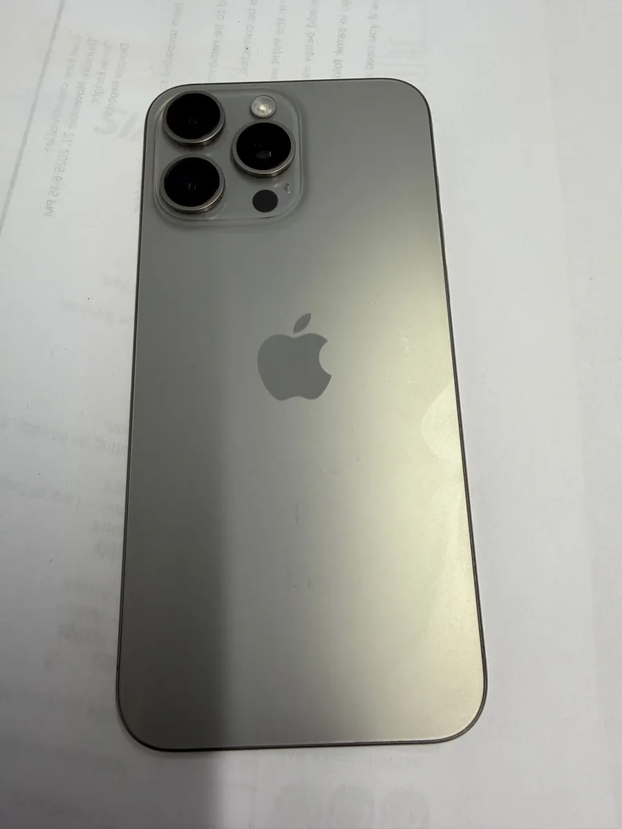 iPhone 15 or max - Image 2