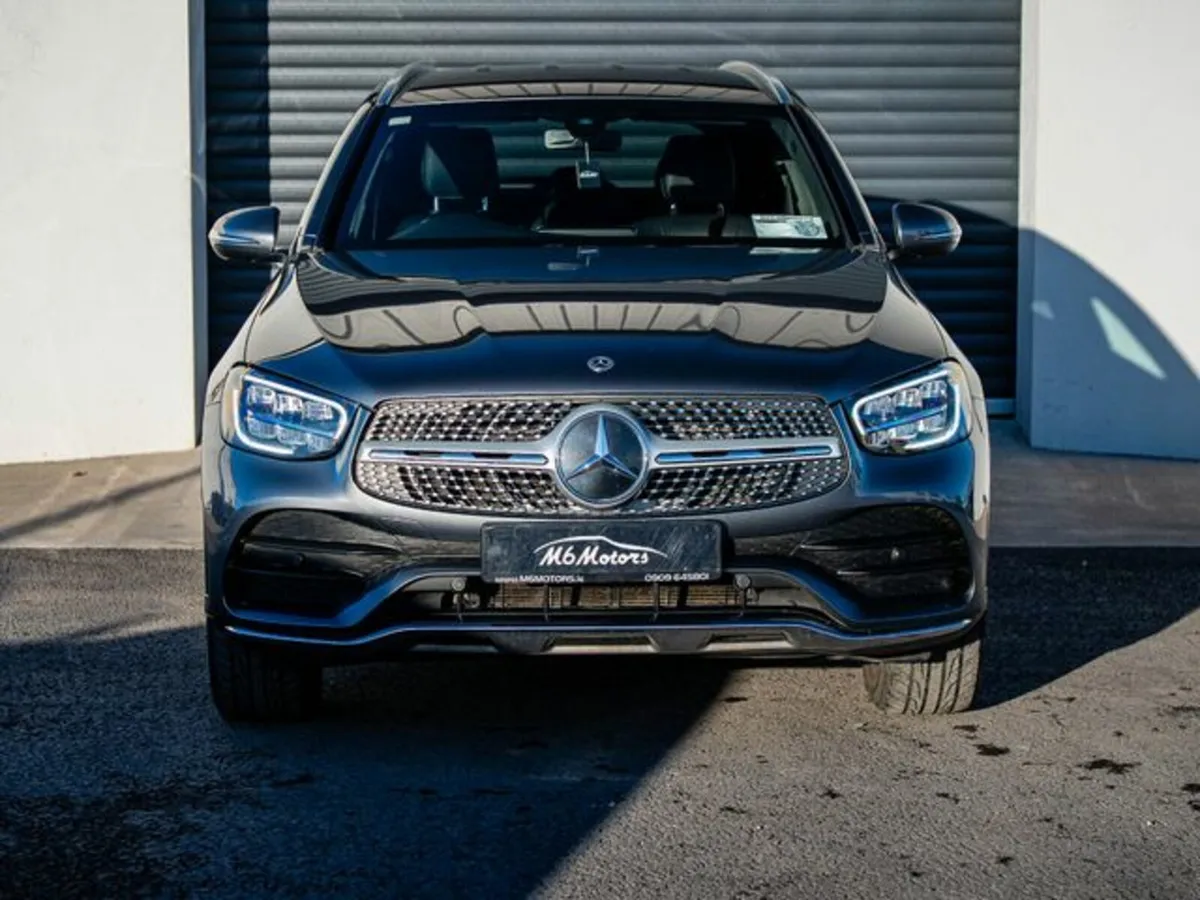 Mercedes-Benz GLC 300 AMG Line E 4matic 5DR AUT - Image 2