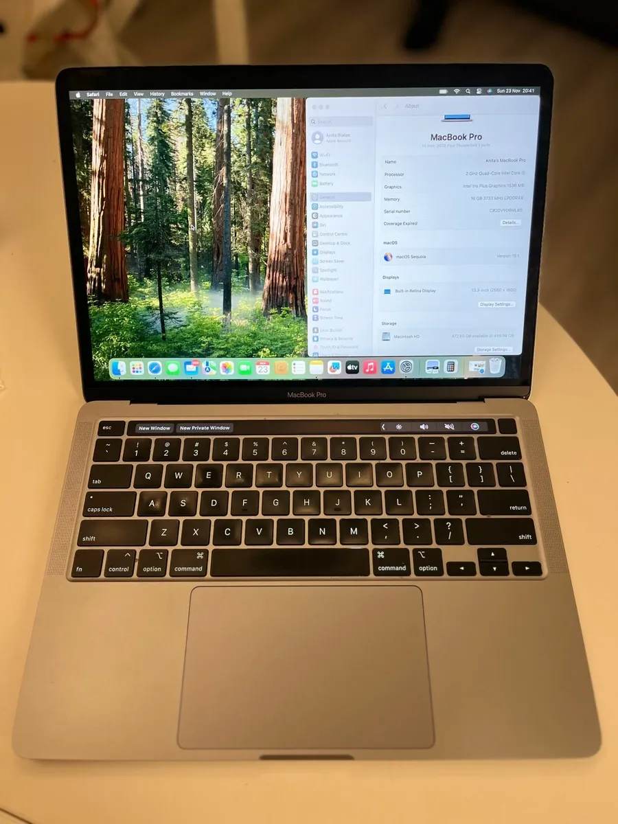 Mac Book Pro - Image 1