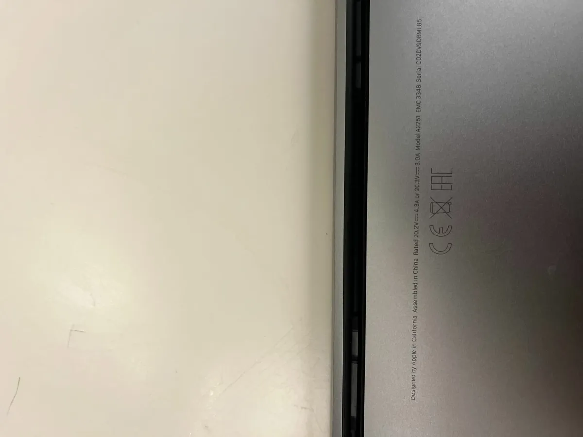 Mac Book Pro - Image 3