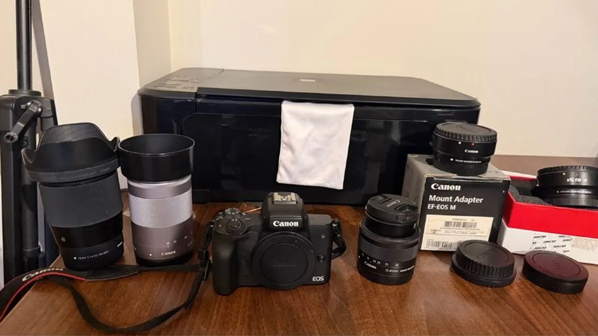 M50 mark 11 will 3 lens 16mm sigma 15-45mm canon and canon 55-200 mm - Image 1