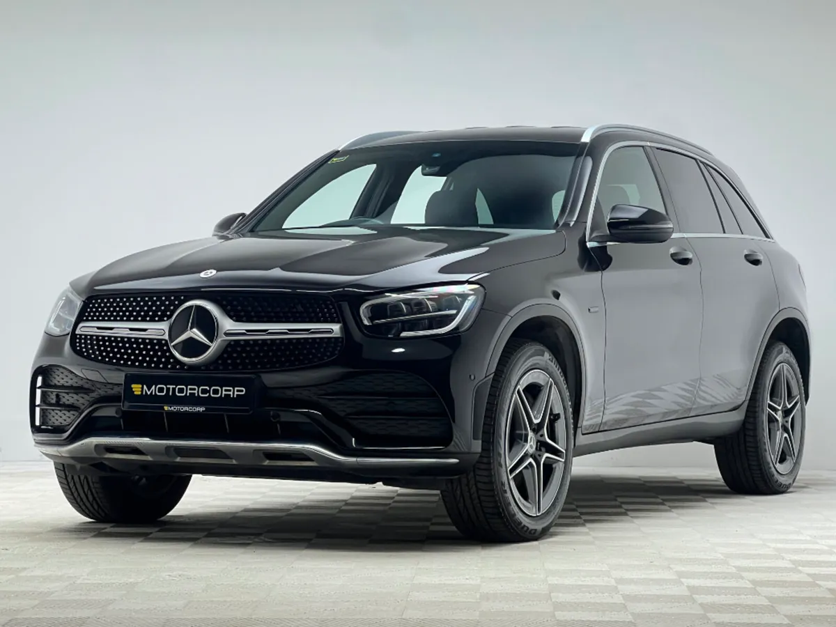 Mercedes-Benz GLC 300DE AMG LINE 4MATIC - Image 3
