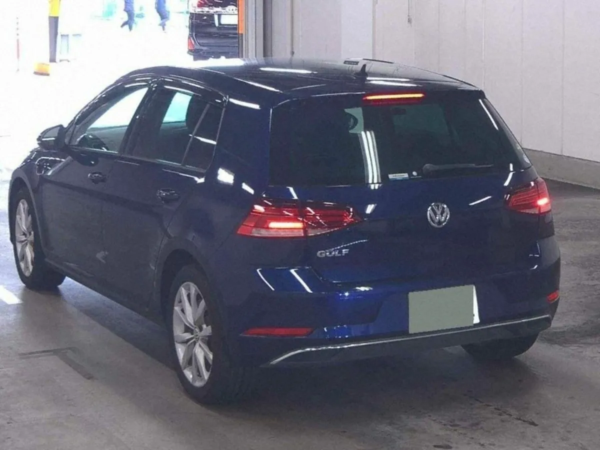 Volkswagen Golf TSI COMFORT LINE TECH EDITION - DI - Image 2