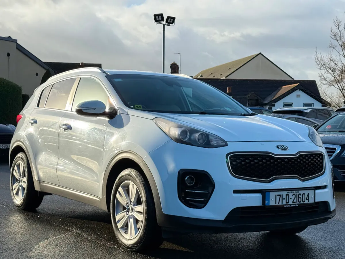 Kia Sportage 1.7D PLATINUM COMMERCIAL *HUGE SPEC & - Image 3