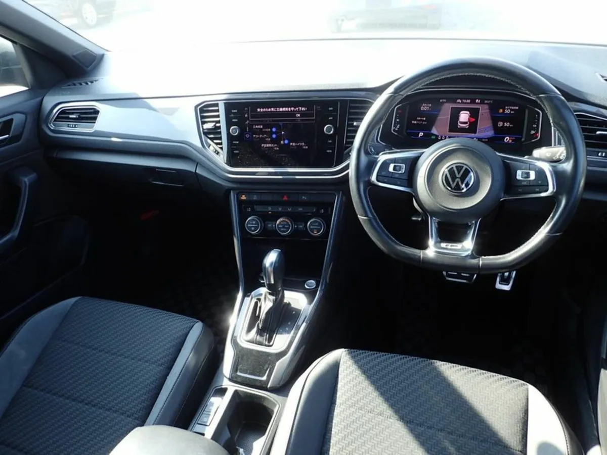 Volkswagen T-Roc 2.0 R-LINE - Image 2
