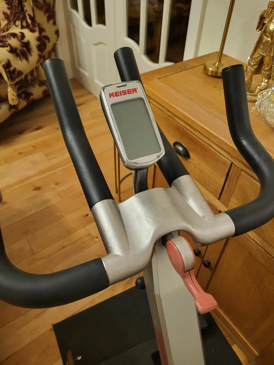 Spinning bike - Image 2