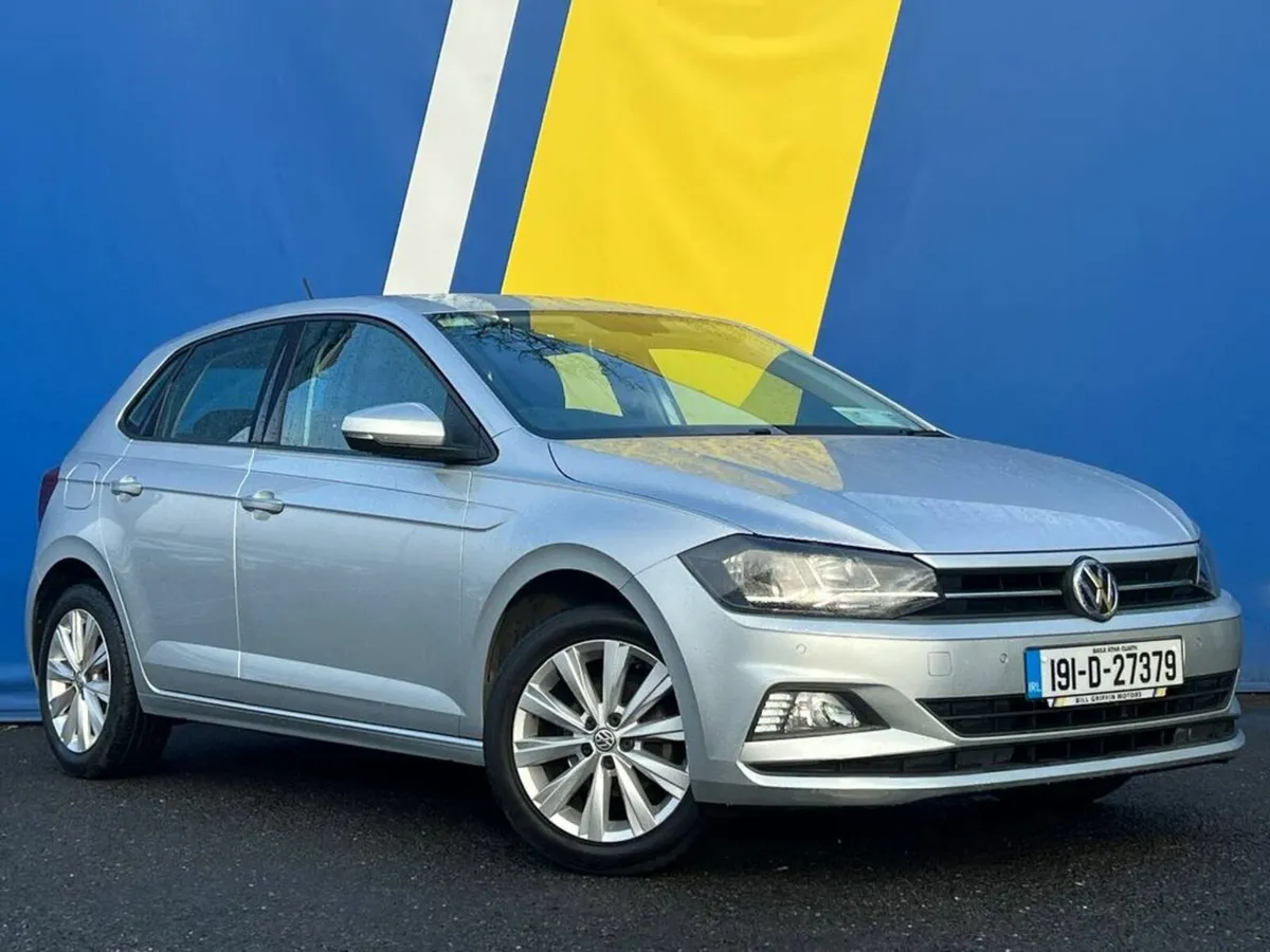 Volkswagen Polo COMFORTLINE 1.0 // APPLE CARPLAY/A - Image 1