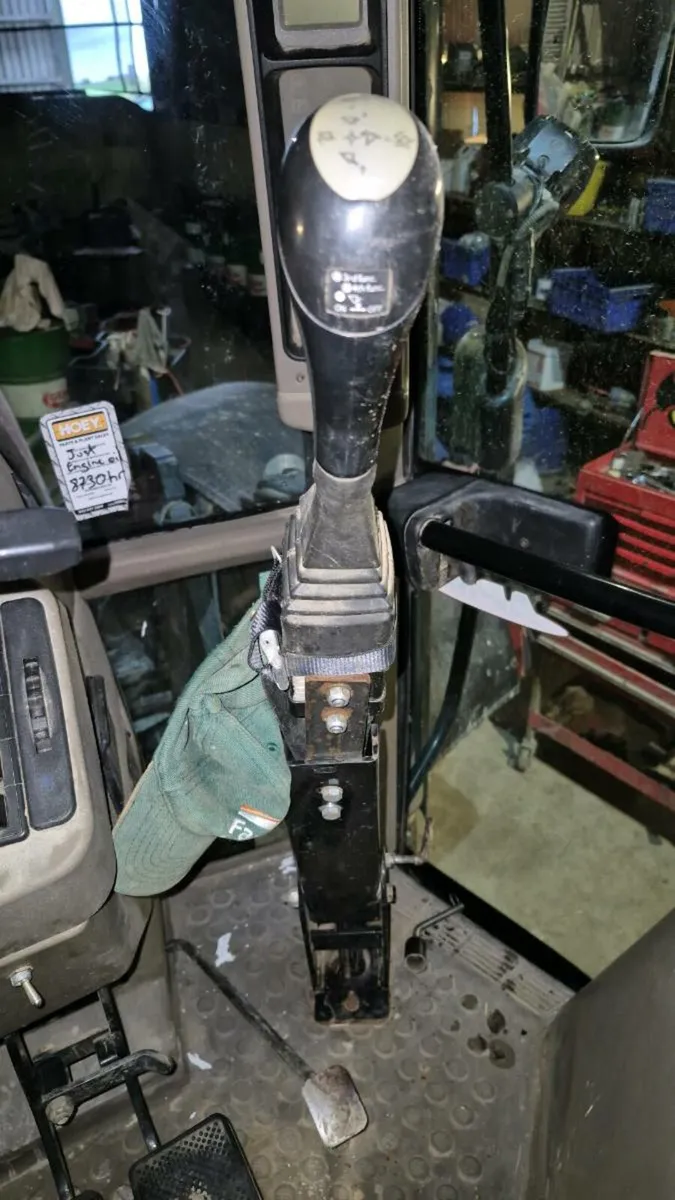 Loader brackets to suit Case CVX - Image 4