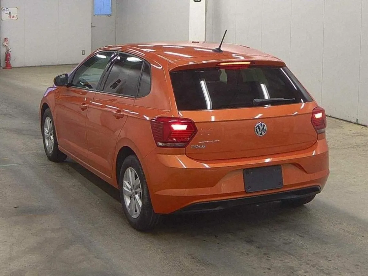 Volkswagen Polo COMFORT LINE - FACTORY ALLOYS - CO - Image 2