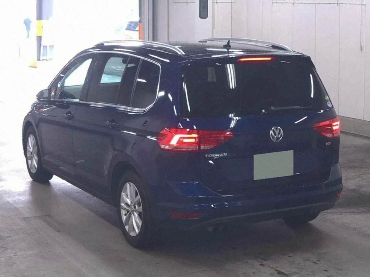 Volkswagen Touran COMFORT LINE - 7 SEATER - FACTOR - Image 2