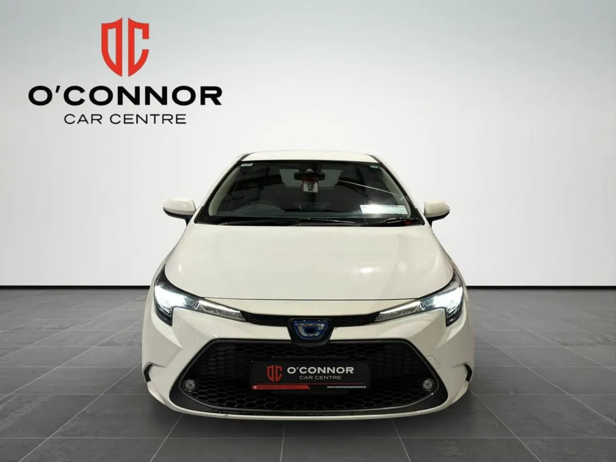 Toyota Corolla “Space, style, and Toyota reliabili - Image 3