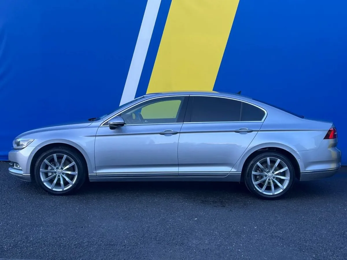 Volkswagen Passat HIGHLINE 2.0 TDI // FULL SERVICE - Image 3