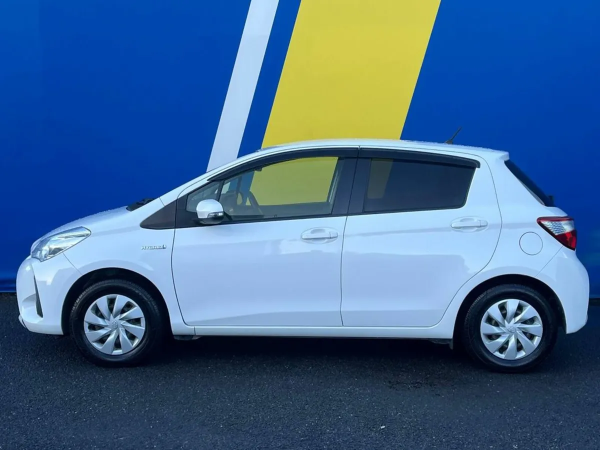 Toyota Yaris 1.5 HYBRID // NEW 2 YEAR NCT // REVER - Image 3